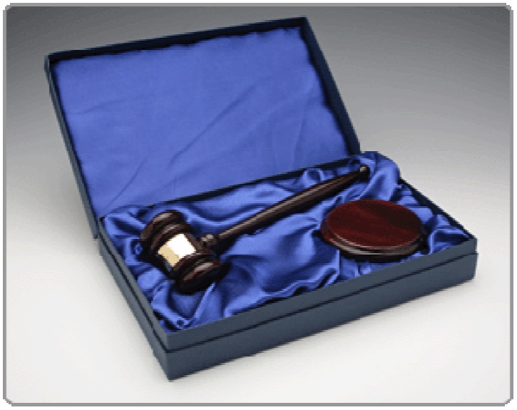 woody-gavel